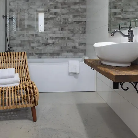 Apartmán Wisniowe Wzgorze - Strefa Oraz Parking W Cenie Pobytu - Spokojna Okolica *